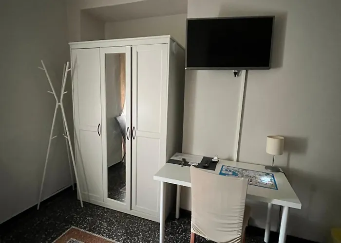 Le Stanze Della Lanterna 3* Genua