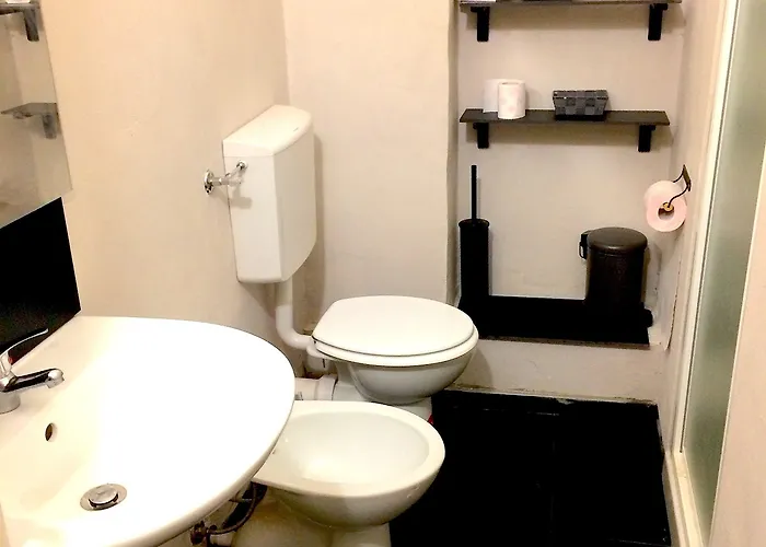 Le Stanze Della Lanterna 3* Genua