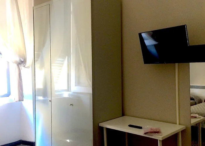 Le Stanze Della Lanterna 3* Genua