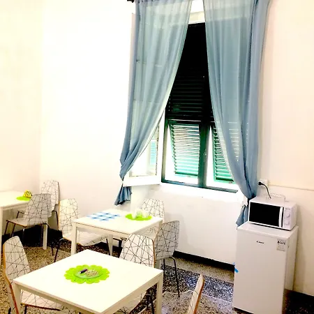 Guest house Le Stanze Della Lanterna Genoa